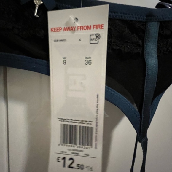 NWT Fifty Shades of Grey Garter Belt 4 - Picture 4 of 4